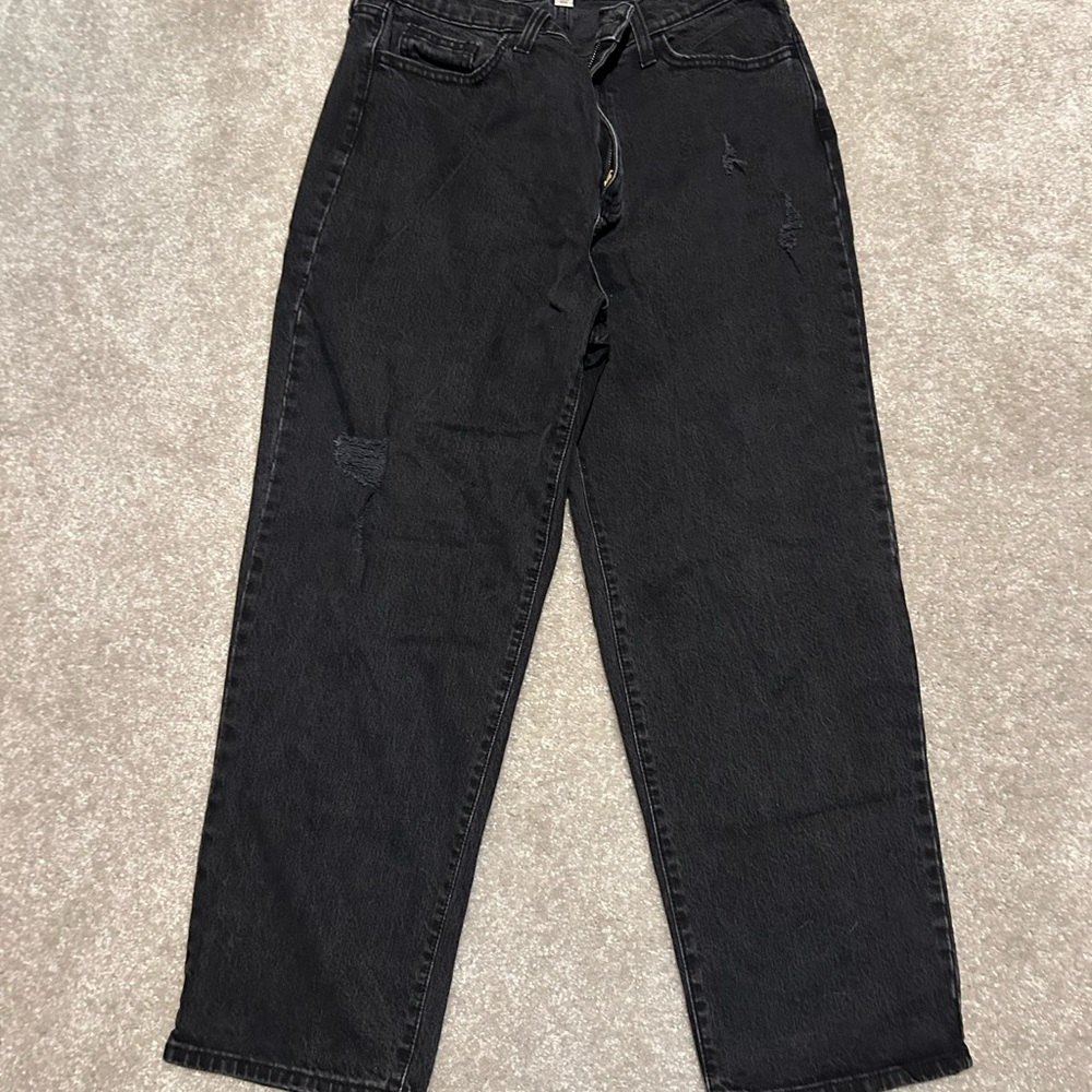 2 Universal Thread Jeans